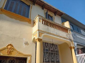 b922e6e50f805b29696a28df2ed6a4fe9add9c32 · Casa com 4 dormitórios à venda, 228 m² por R$ 1.383.000,00 - Vila Matias - Santos/SP