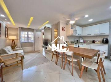 128dc6cc32d468ca9101810ad4fadf23e8294d63 · Casa com 2 quartos à venda, 90 m² por R$ 650.000 - Itaipu - Niterói/RJ