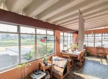 Casa · 320m² · 4 Quartos · 6 Vagas · Sobrado em Santa Maria