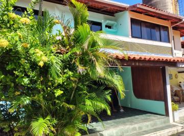 Casa de 3 quartos, Salvador · Casa em Condomínio Fechado em Frente à Praia de Piatã – 3 Quartos