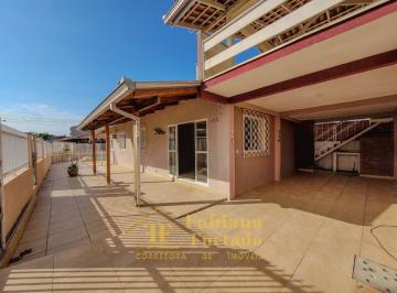 Foto 05 · Casa com piscina em Enseada - Venda