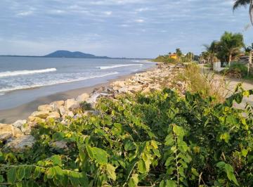 Terreno , Itapoá · Excelente Terreno 450m2 de Frente para o mar Balneário Rosa dos Ventos, Itapoá/SC