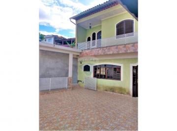 Casa · 250m² · 3 Quartos · 8 Vagas · Casa em Perus