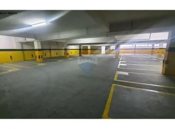 Comercial · 3337m² · 60 Vagas · Prédio Industrial