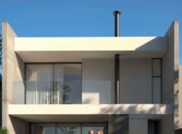Casa · 225m² · 3 Quartos · 2 Vagas · VENDA | Sobrado, com 3 dormitórios em JARDIM IGUACU, MARINGA