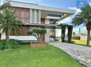 Casa · 426m² · 5 Quartos · 3 Vagas · Casa em Condomínio fechado em Xangri Lá