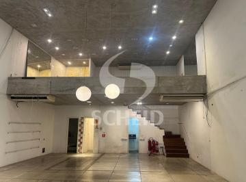Comercial · 200m² · 4 Vagas · Excelente Loja Comercial para Locação na Vila Andrade -200m², Vagas em Frente.