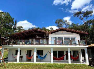 Casa · 210m² · 5 Quartos · 3 Vagas · LINDA CASA COM VISTA PARA AS MONTANHAS