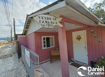 Casa · 264m² · 4 Quartos · 1 Vaga · Casa a 100 metros do mar á venda em Governador Celso Ramos/SC