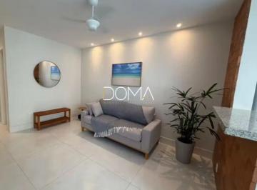 Apartamento · 50m² · 2 Quartos · 1 Vaga · Apartamento todo reformado no Centro de Cabo Frio, pertinho da Praia do Forte!