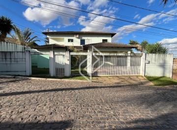 Casa de 4 quartos, Águas Claras · Casa em Arniqueira, Escriturada 