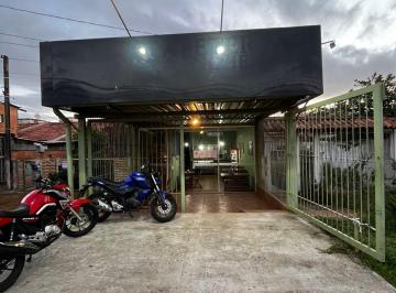 Comercial · 80m² · 1 Quarto · 1 Vaga · **Oportunidade Única! Casa Comercial no coração da Hípica, Porto Alegre!**