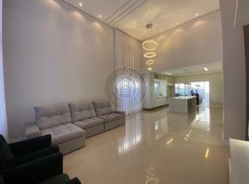 Casa · 215m² · 3 Quartos · 4 Vagas · Condominio Brisas Jundiai - Casa térrea de luxo no Brisas Jundiaí – 3 suítes, piscina, área gourmet