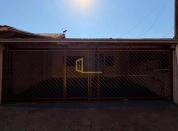 Casa · 3 Quartos · 1 Vaga · Casa em Ilha Solteira com churrasqueira