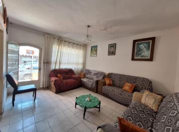 6eb71652-cebd-4485-99a5-09ac05b5b8e9 · Casa para venda em Vila Santa Maria com 3 quartos, sendo 1 suíte, 118m²