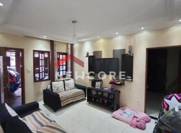 Casa · 210m² · 3 Quartos · 3 Vagas · Casa em  Rua Euclides de Figueiredo - Vila Lutécia - Santo André/SP