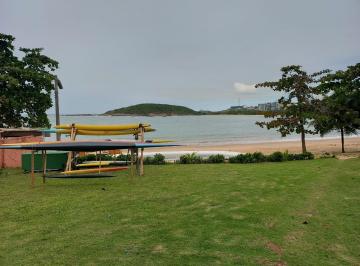 Casa , Guarapari · Casa pé na areia em Peracanga Guarapari
