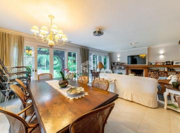 321983_iC14O1ZcR027z_321983643ee8ac7ce19.jpg · Casa à venda no Terra Ville - 4 suítes, conforto e exclusividade na zona sul de Porto Alegre