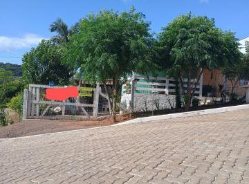 Casa · 80m² · Casa Mista toda com piso cerâmico