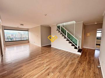 Sala 1° piso · Cobertura Duplex com 03 Quartos para Alugar em Santos/SP.