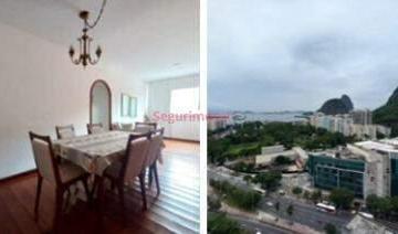 Apartamento · 94m² · 3 Quartos · 1 Vaga · Apartamento de 3 quartos reformado indevassável vista Pão de Açúcar sol da manhã a venda na Morada d