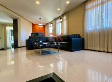 Apartamento · 247m² · 4 Quartos · 2 Vagas · ÁREA PRIVATIVA | 4 Quartos, 2 Vagas Paralelas no Castelo