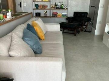 Apartamento · 71m² · 2 Quartos · 1 Vaga · Apartamento decorado e mobiliado com 71m² de área útil, 2 dormitórios sendo 1 suíte, 1 vaga