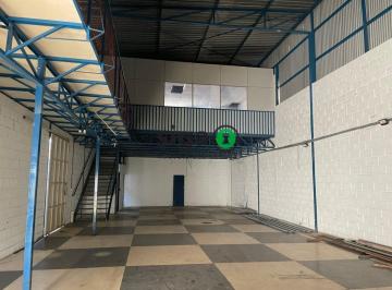 Comercial · 450m² · 6 Vagas · Galpão Industrial à Venda - 450 m² de Área Construída - ZC - Zona Comercial - ZEUP