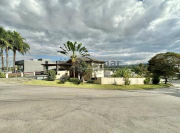 Casa · 330m² · 3 Quartos · 4 Vagas · Casa em condomínio 3 Quarta 3 suítes, amplo salão inferior (pode ser um apto hóspedes)