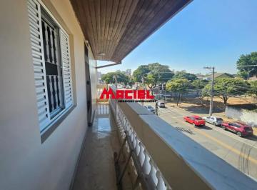 Casa · 150m² · 3 Quartos · 1 Vaga · Apto  sobre ponto comercial em avenida movimentada na Zona Sul