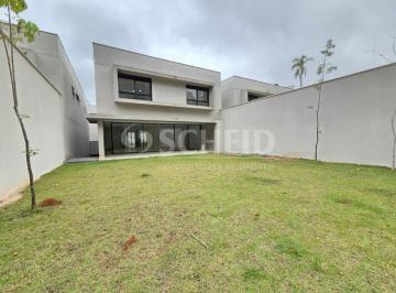 Casa · 838m² · 4 Quartos · 5 Vagas · Casa de condomínio com total segurança e área verde!