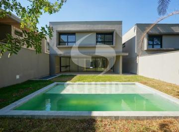 Casa · 838m² · 4 Quartos · 5 Vagas · Casa em condomínio fechado e rua fechada !