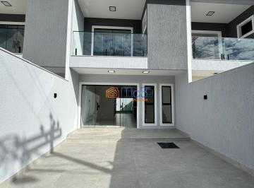 Casa · 145m² · 3 Quartos · 2 Vagas · Casa com 03 quartos no Mirante da Lagoa