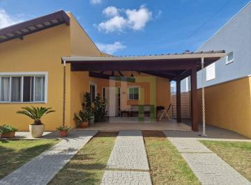 frente aberta · Casa Condomínio Ibi Aram 1
