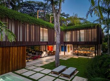e52fb6de7f3fd971e1a44aec7dddd18260dddb95 · Casa à venda, 1600 m² - Alto de Pinheiros - São Paulo/SP