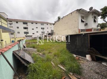 Terreno à venda no Gonzaga, Santos-SP: 300,00 m² d · Terreno à venda no Gonzaga, Santos-SP: 300,00 m² de área esperam por você!