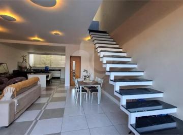Casa de 3 quartos, São Paulo · LUXO E CONFORTO - Sobrado de 3 Suítes com Rooftop e Vista Exclusiva!