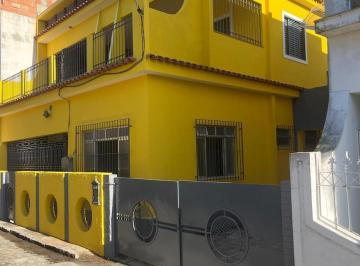 Casa · 140m² · 4 Quartos · 2 Vagas · Casa - Parque Jóquei Club