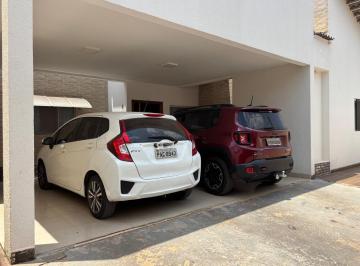 Casa de 4 quartos, Águas Claras · Linda Casa SHA Conjunto 4 Chac 10 - 4 quartos 3 suites com Piscina R$ 850 Mil