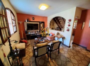 Foto 01 · Imóvel na Portuguesa: Casa à Venda com 4 Quartos, 1 Suíte, 4 Banheiros e 2 Vagas de Garagem - Rio de