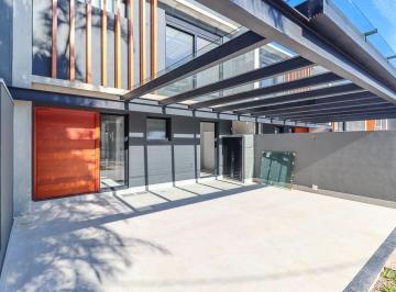 Casa · 177m² · 3 Quartos · 2 Vagas · Casa em Tristeza