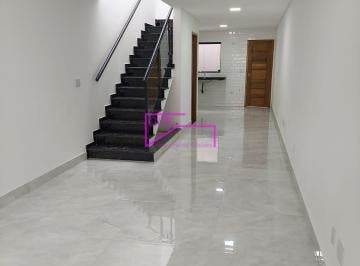Casa · 160m² · 3 Quartos · 4 Vagas · Sobrado novo próximo ao metrô