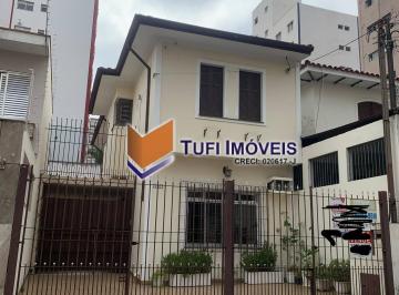 Casa · 220m² · 3 Quartos · 6 Vagas · Sobrado na Vila Olimpia!