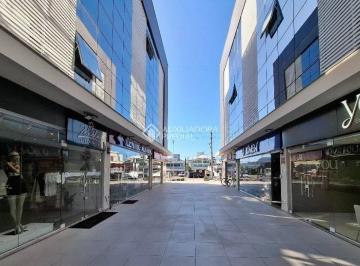 725755_iJ921988QV92s1_72575568765a147caba.jpg · Sala Comercial à Venda nos Ingleses - Localização Estratégica!