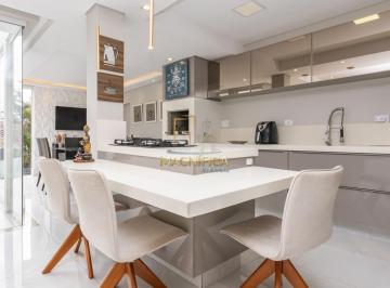 Casa · 205m² · 3 Quartos · 2 Vagas · Sobrado para venda no Guabirotuba com aproximadame