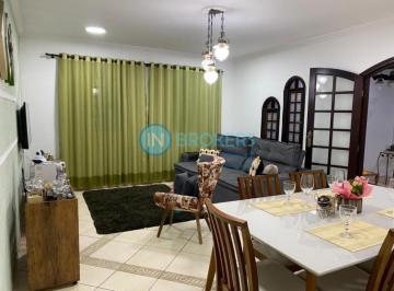 Foto 01 · Casa de 250m² - 2 suítes - para venda no bairro Agapeama em Jundiaí-SP!
