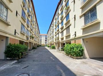 Apartamento de 2 quartos, São Gonçalo · Vende apto 2qtos em São Gonçalo no bairro Santa Catarina, ao lado do Fórum