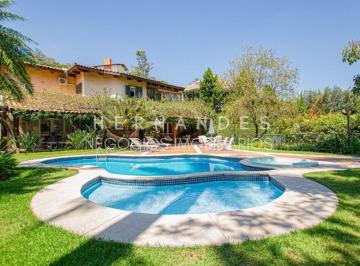 Foto 01 · Casa de Luxo em Condomínio 4 Vagas em Tamboré, Barueri-SP - 790m².