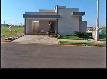 img0 · Casa com 3 Quarto(s) e 2 banheiro(s) para Alugar, 150 m² por R$ 3887 / Mês