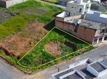 Terreno · 239m² · Ótimo lote à venda no Bairro Jardim Boa Vista - Carmópolis de Minas - MG com 238,54m².
